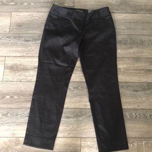 The Limited pencil pant. Black. Size 4